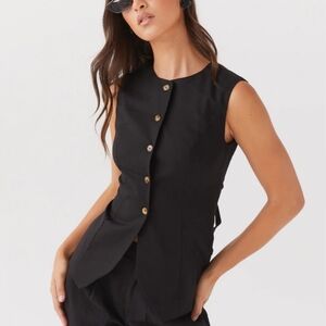 Peppermayo Black Sleeveless D-Ring Back Tank Top